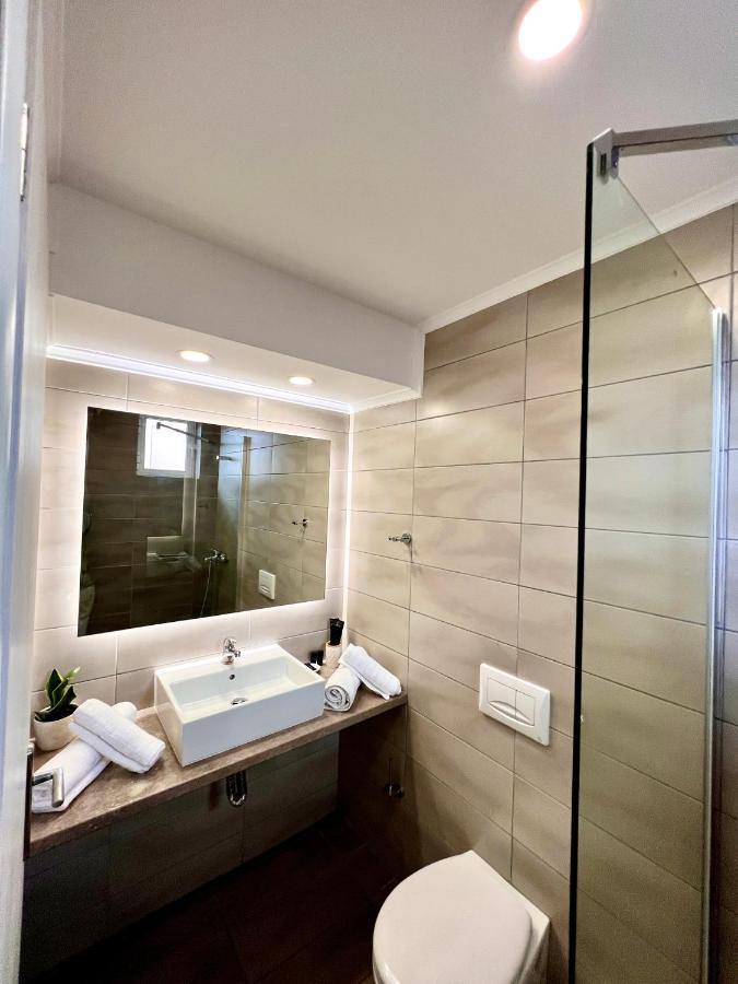 Amare Apartments ซีลีวี ภายนอก รูปภาพ